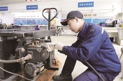 计算机及办公设备维修 地铁高效运营的“定海神针”